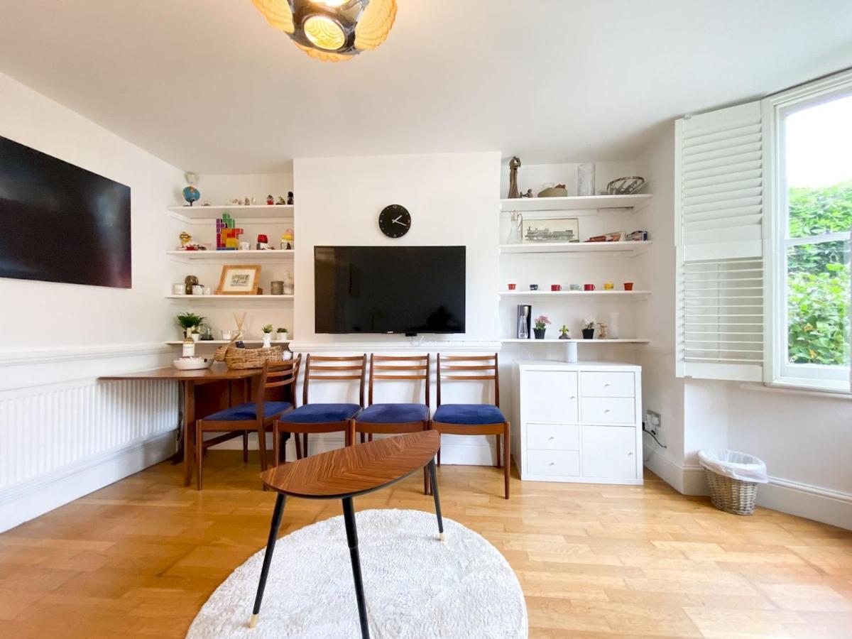 Pass The Keys Garden Apartment In Stockwell London Eksteriør bilde