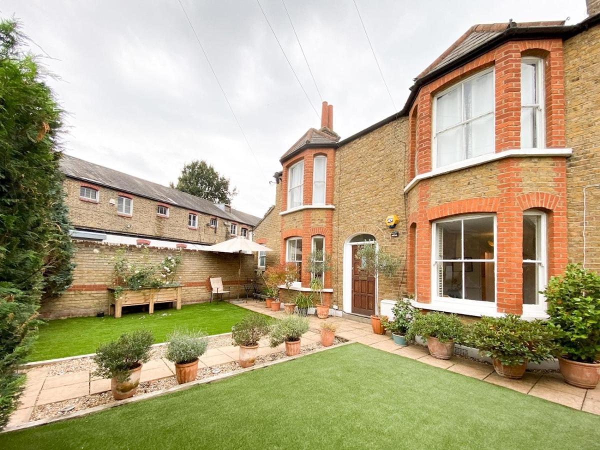 Pass The Keys Garden Apartment In Stockwell London Eksteriør bilde