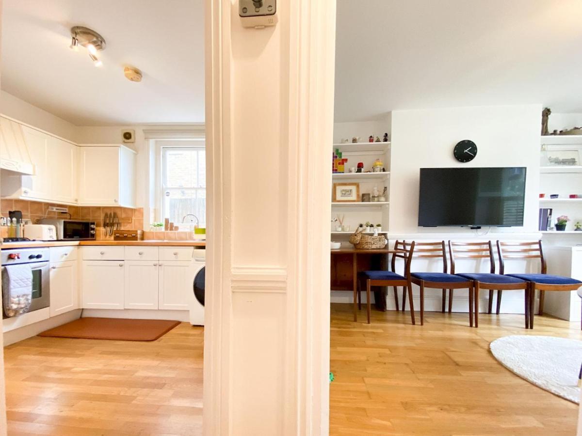 Pass The Keys Garden Apartment In Stockwell London Eksteriør bilde