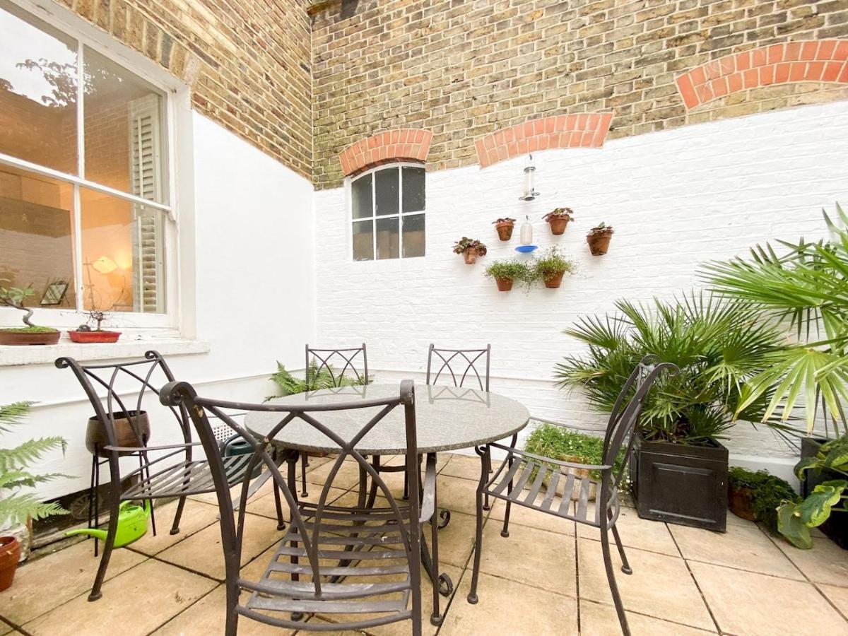 Pass The Keys Garden Apartment In Stockwell London Eksteriør bilde